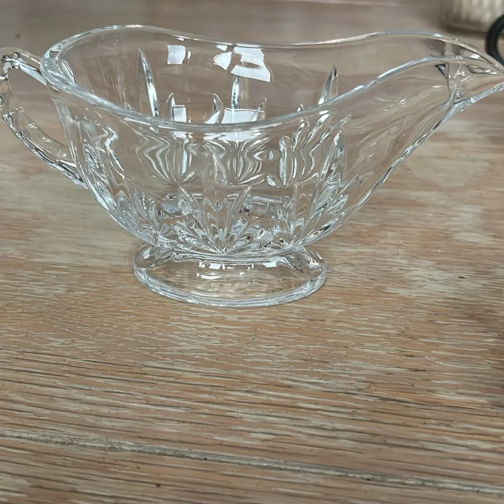 Royal limited gravy boat and serving tray